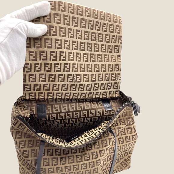 ✨SOLD✨Authentic Fendi Zucca Canvas Tote Bag - Picture 14 of 16